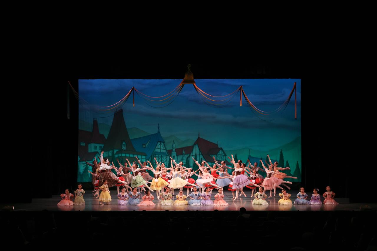 創立５周年記念第２回発表会＜第２部コッペリア＞